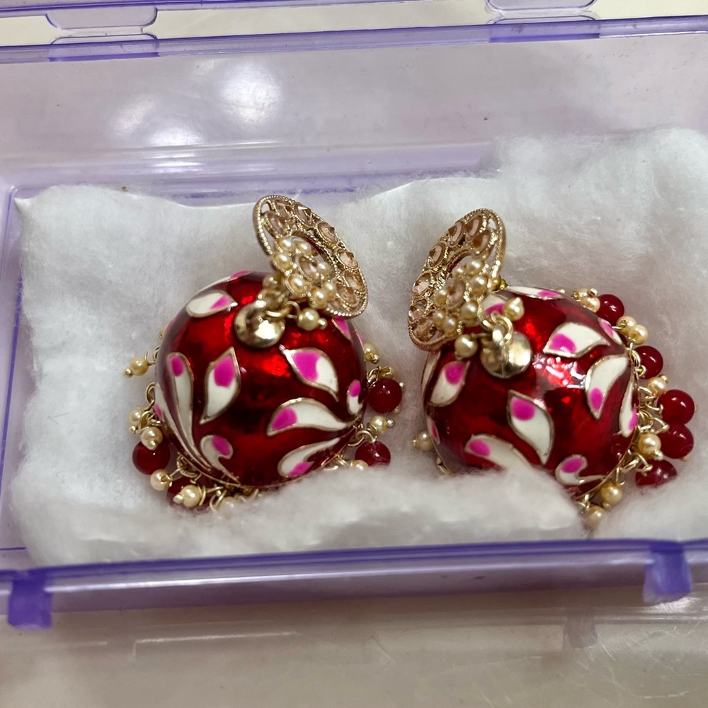 Indian earing - Picture 3 of 3